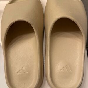 Yeezy Adidas Slide Sandals in Beige